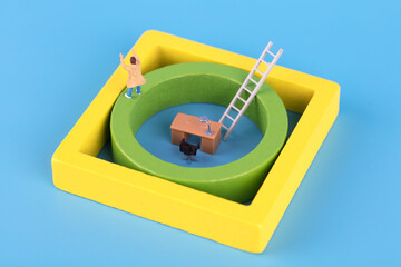 Get free from monotonous work with miniature creativity