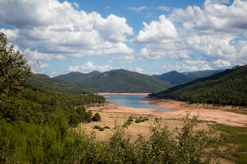 lago de Cazorla sin agua