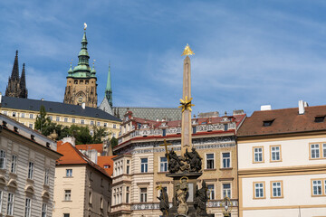 Fototapeta na wymiar view of the historic buildings in downtown Prague