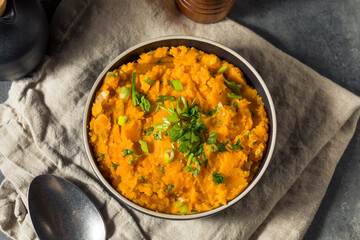 Homemade Thanksgiving Mashed Sweet Potatoes