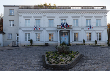 Fototapeta na wymiar The towh hall of Saint Remy les Chevreuse, Parisian region, France.