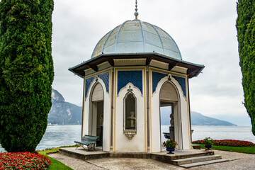 Fototapeta na wymiar View on the Moorish kiosk of the villa Melzi on Lake Como in Bellagio, Lombardy - Italy