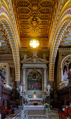 Fototapeta na wymiar side altar in the church Santa Maria Assunta at Altamura, Italy