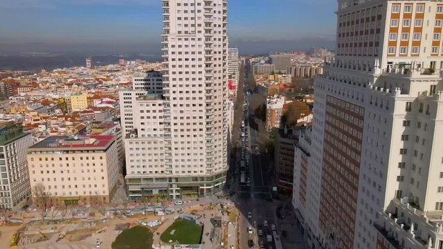 Slow panning of downtown Madrid Spain