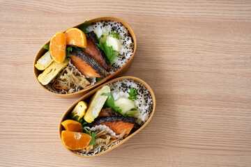 手作りのおいしい曲げわっぱのお弁当【シャケ・塩鮭】