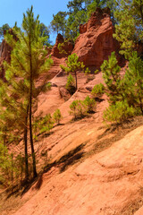 Les Ocres de Roussillon, village de Roussillon, France