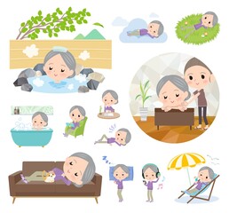 リラックスに関するジャージ高齢女性のセット