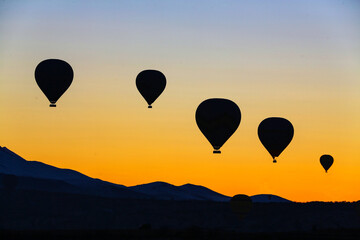 Fototapeta premium Cappadocia sunrise and balloons