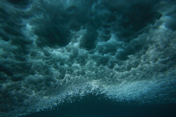 underwater turbulence of a breaking wave.