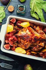 Baked chicken with figs