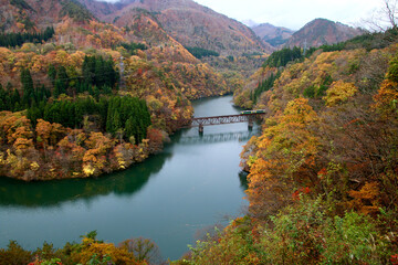 秋の只見線・第3橋梁（福島県・三島町）