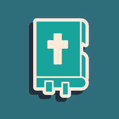 Obraz premium Green Holy bible book icon isolated on green background. Long shadow style. Vector Illustration