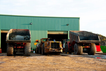 Heavy Vehicles Workshop in the Mining Industry © Adwo