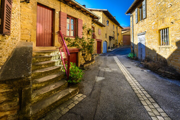 Fototapeta na wymiar Small road in Theizé village in Beaujolais