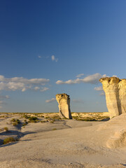 Fototapeta na wymiar Sandstone monuments in the middle of Kansas
