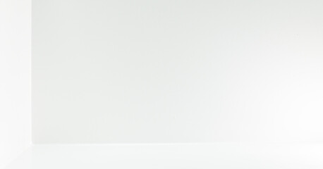 The light and shadow of the empty space inside the room.