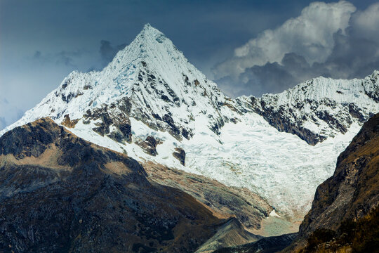LAKE PARON
nevado pisco
