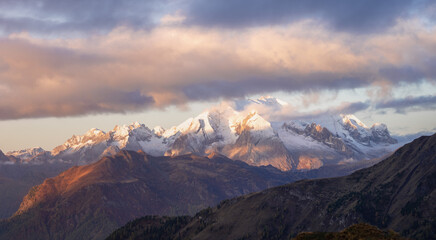 Fototapeta na wymiar Scenic mountains landscape and sunrise in Dolomites mountains ,Italy.