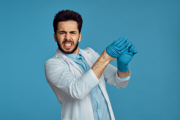 Naklejka premium laboratory assistant in a white apron analyzes diagnostics
