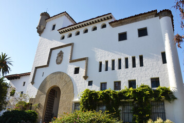 Fototapeta na wymiar Historic courthouse in Santa Barbara, California