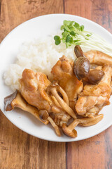 鶏手羽元とキノコの照り焼き