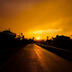 Obraz premium Sunrise in the village