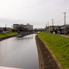 Fototapeta premium 河川敷って英語でなんて言うの？ riverbed 