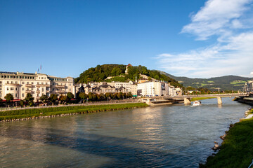 Fototapeta na wymiar River in Salzburg