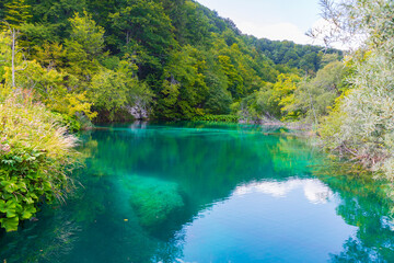 Fototapeta na wymiar Plitvice lakes national park HD wallpaper - free download