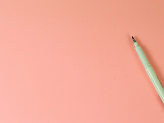 opening pen with pastel background