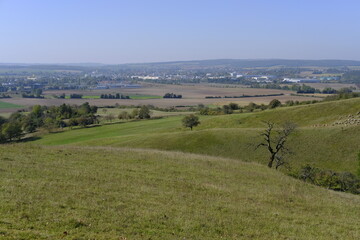 Fototapeta premium Landschaft im Naturschutzgebiet Hohe Wann zwischen Zeil am Main und Krum, Landkreis Hassberge, Unterfranken, Franken, Bayern, Deutschland