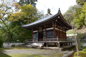 秋の長谷寺　興教大師祖師堂　奈良県桜井市初瀬