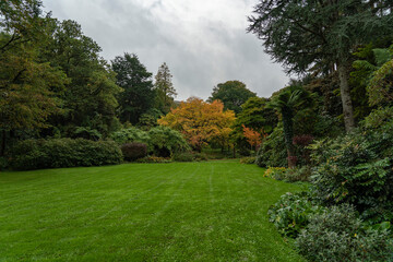 Glenvea National Park. With charming courtyards, a rock garden, an amusement park and forest gardens