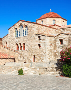Panagia Ekatontapyliani Church, Paros