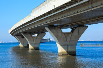 【千葉県木更津市】東京湾アクアラインと青空風景