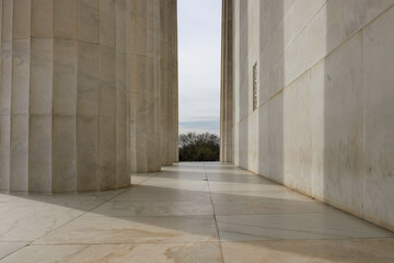 Landing with Pillars at top of Lincoln Memorial