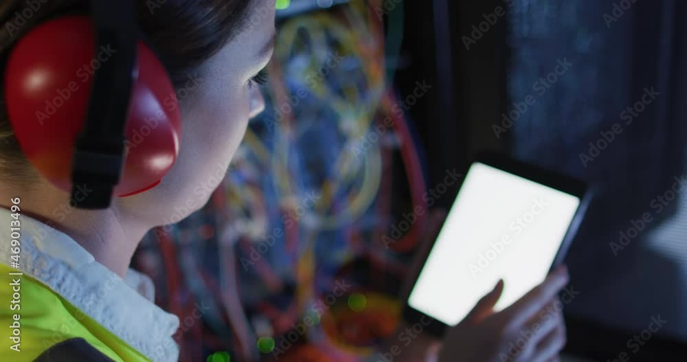 Aufkleber caucasian female it technician using tablet with blank screen checking computer server