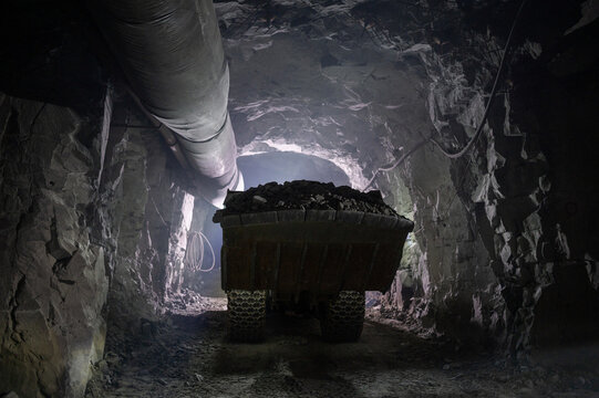underground mining mine industry loader ore gold
