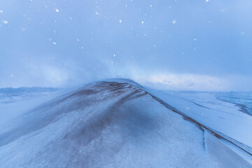 吹雪の鳥取砂丘