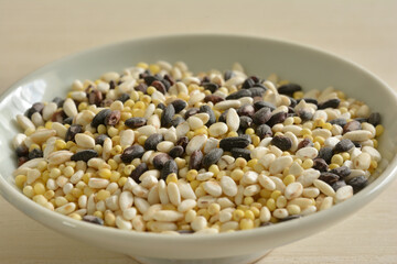 雑穀　五穀　黒米　きび　大麦　はと麦　アマランサス