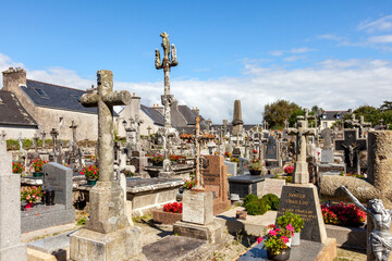 France, Brittany, Finistere, Locronan, labelled Les plus Beaux Villages de France (The Most Beautiful Villages of France), cemetry of Saint Ronan church