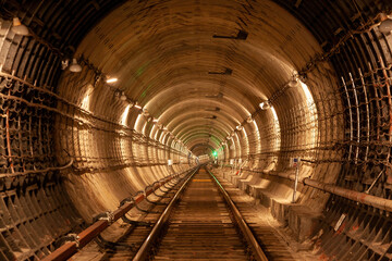 Fototapeta premium Tunnel in subway. Metropolitan