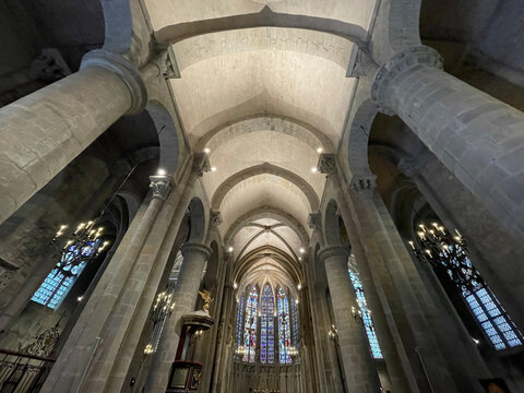 basilique vue dessous