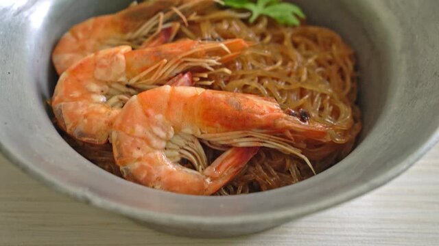 baked shrimps with glass noodles 