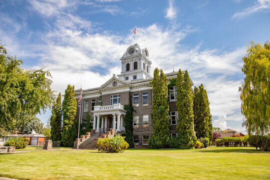 Courthouse in Prineville, Oregon, USA