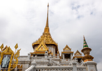 Fototapeta na wymiar Landmark Wat Traimit Buddhist Temple in Chinatown in Bangkok