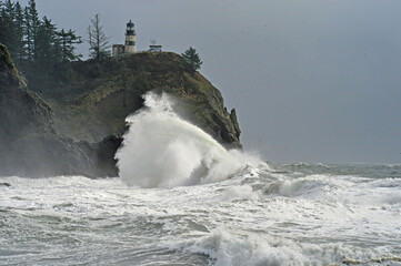 Spectacular surf at Cape Disappointment State Park