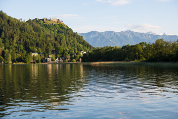 Fototapeta premium Burg Landskron via Ossiachersee in Carinthia