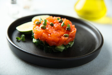Traditional salmon tartare with capers