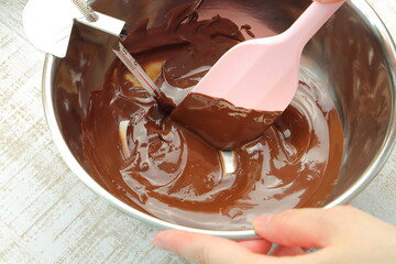 チョコレートのテンパリング